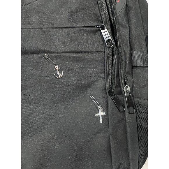 Black No Label 3 Section Laptop Backpack - Picture 3 of 6